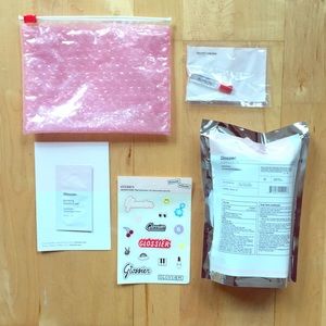 GLOSSIER BUNDLE